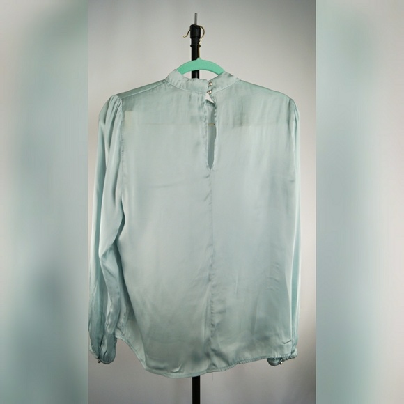 Forever 21 Pastel Blouse - Picture 4 of 5